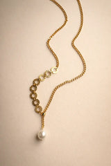 Amora Pearl Necklace
