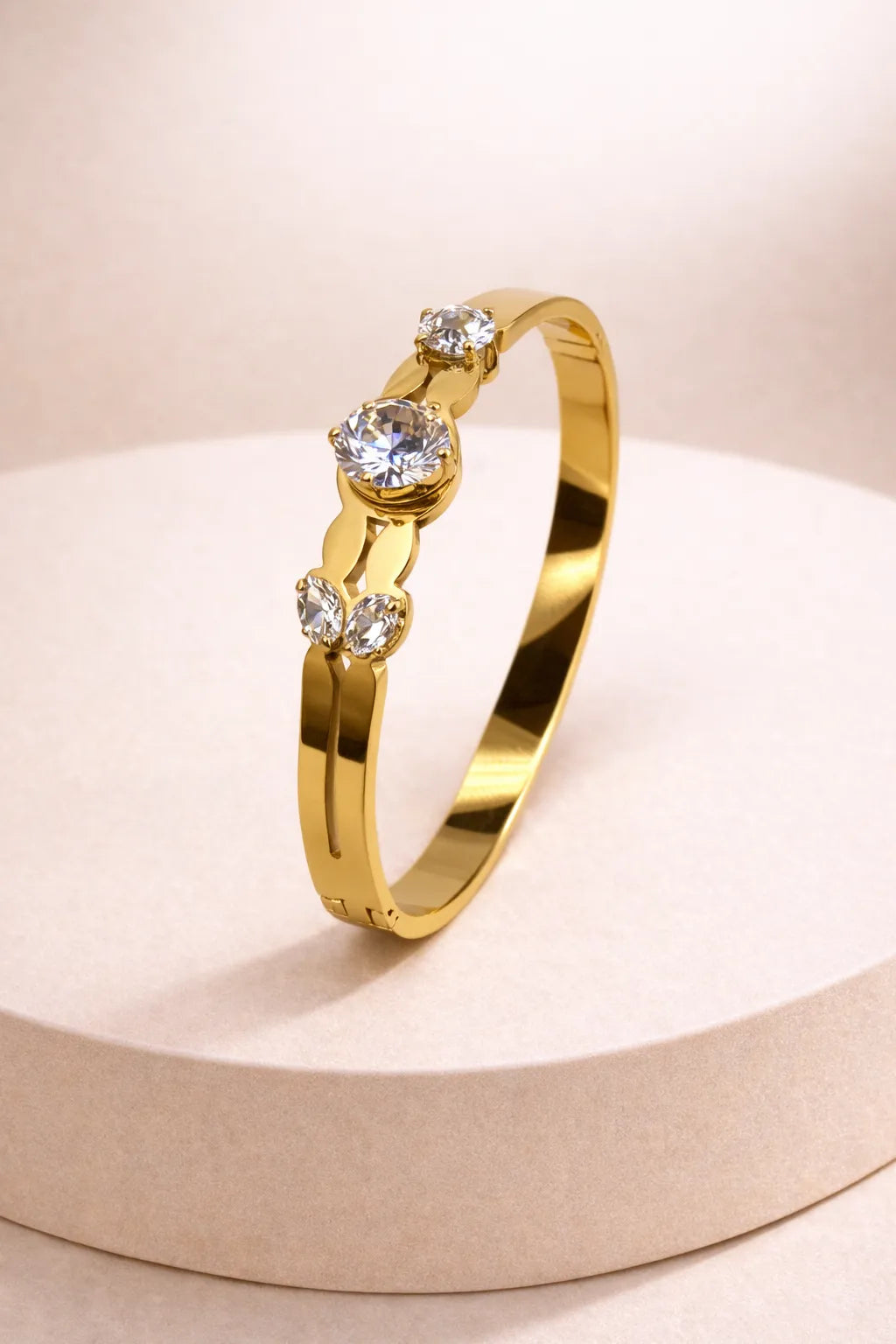 Aurelia Cascade Bangle