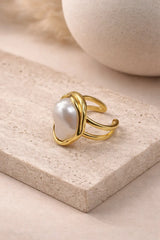 Golden Shell Pearl Ring