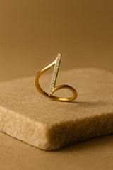 Sera Arc Ring