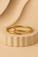Aurel Nail Bangle