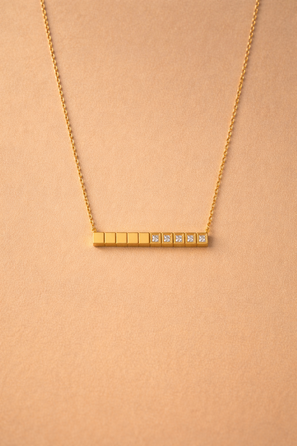 Spark Bar Necklace