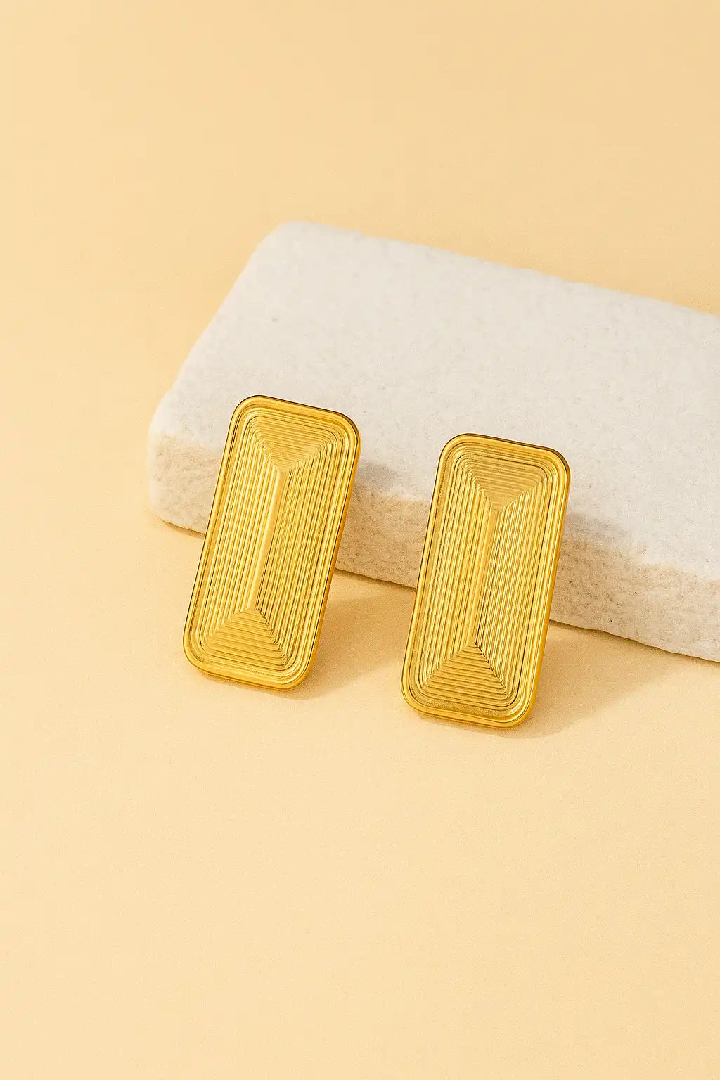 Aureon Rectangle Studs