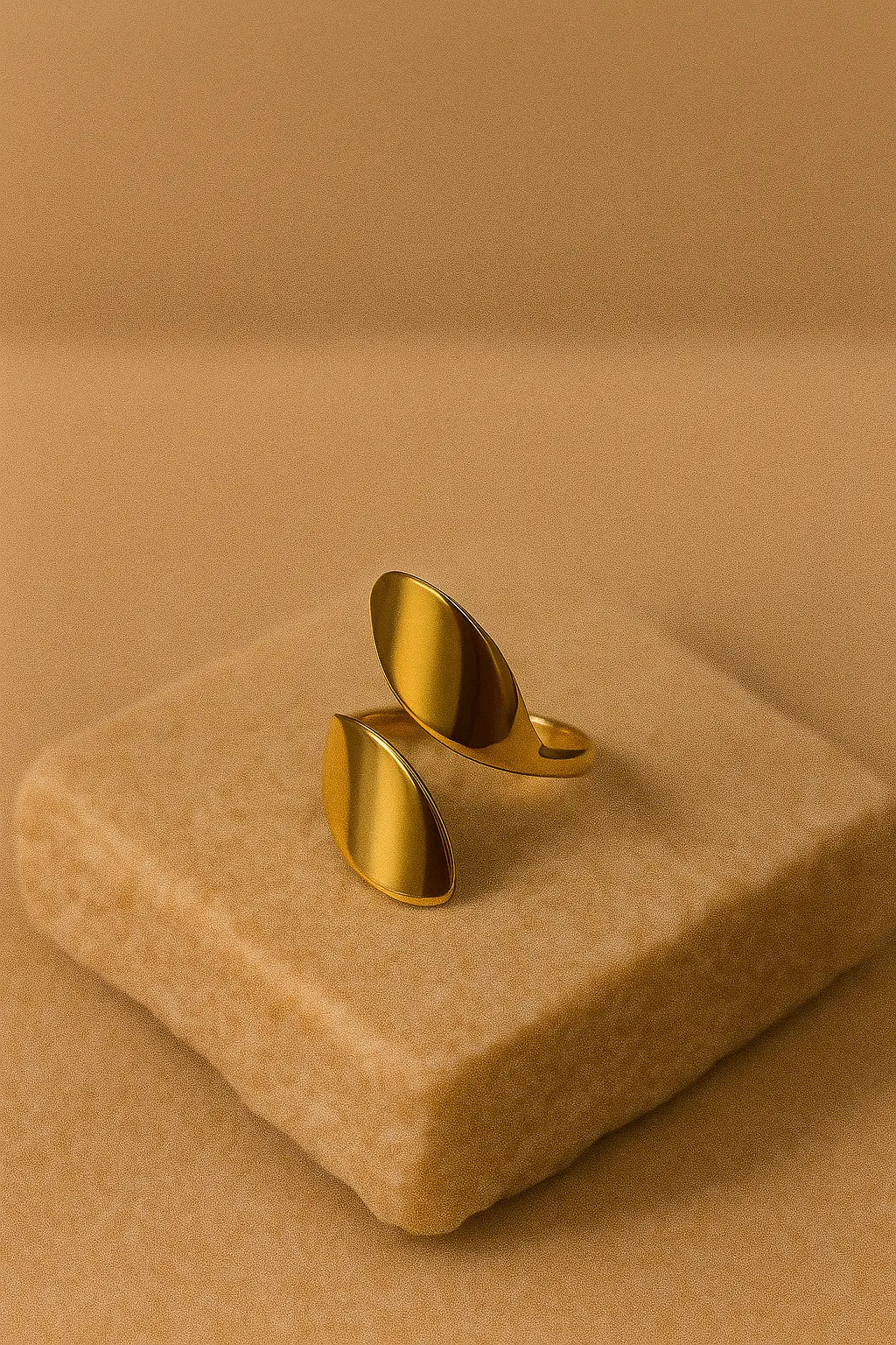 Dualis Arc Ring