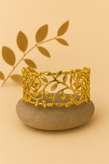 Veloura Ribbon-Twist Cuff