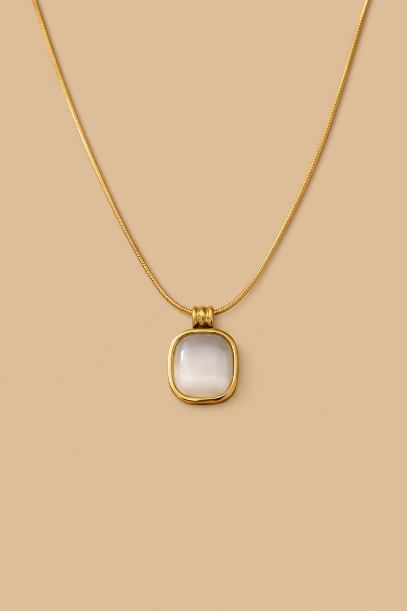 Ivory Halo Necklace