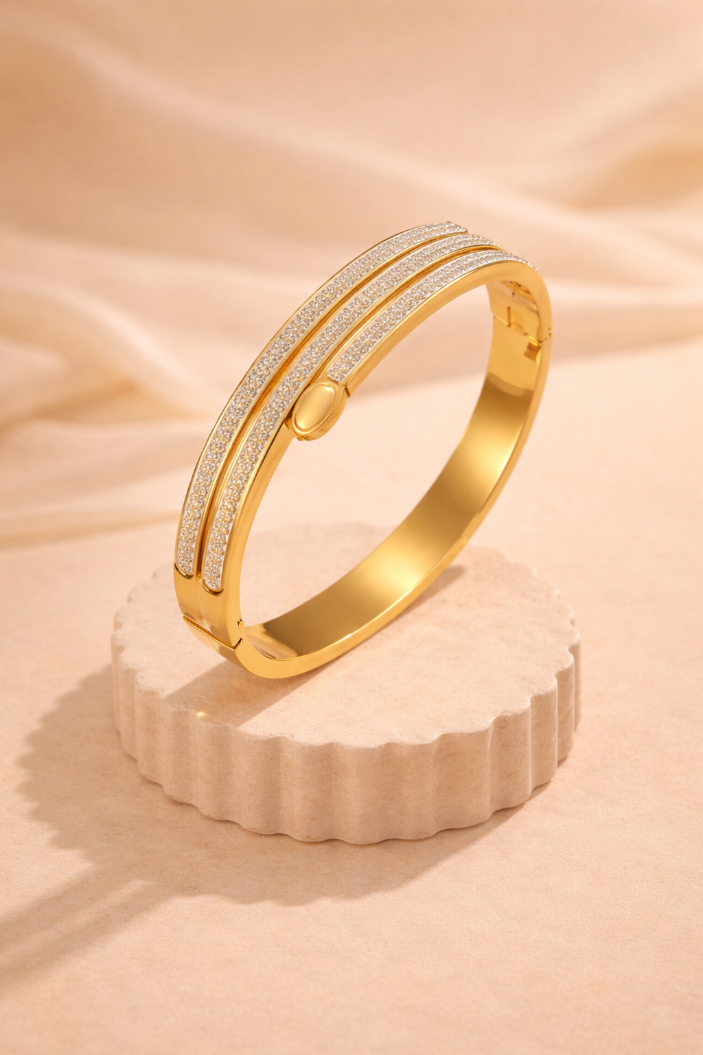 Solene Crystal Bangle