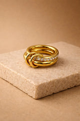 Lumi Knot Ring