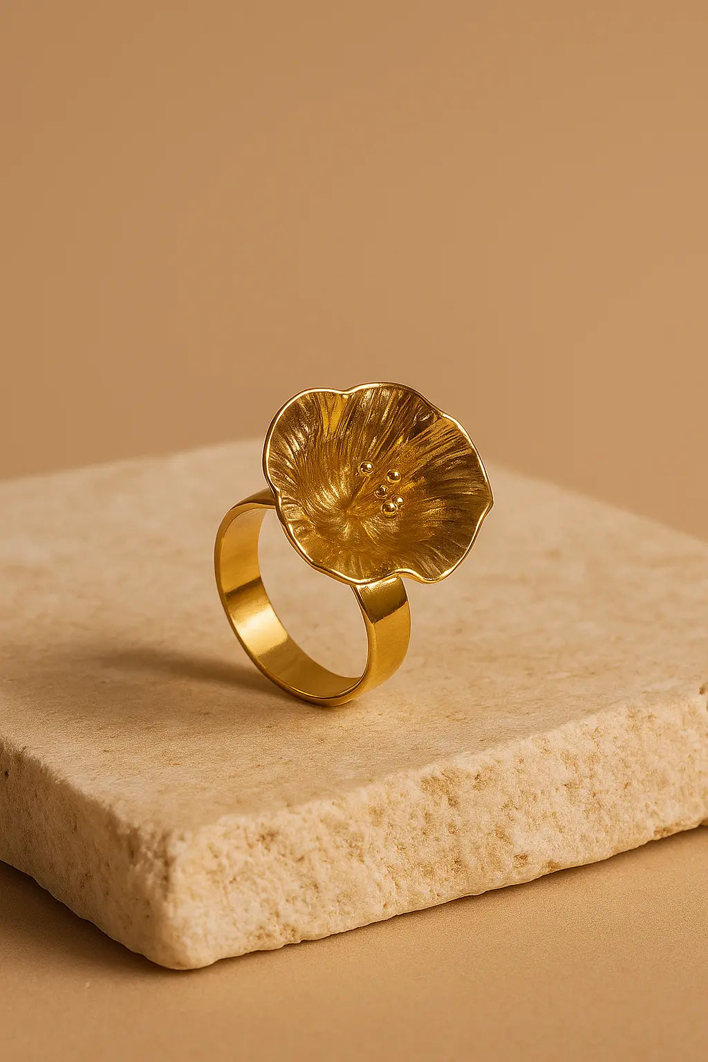 Petala Gold Ring