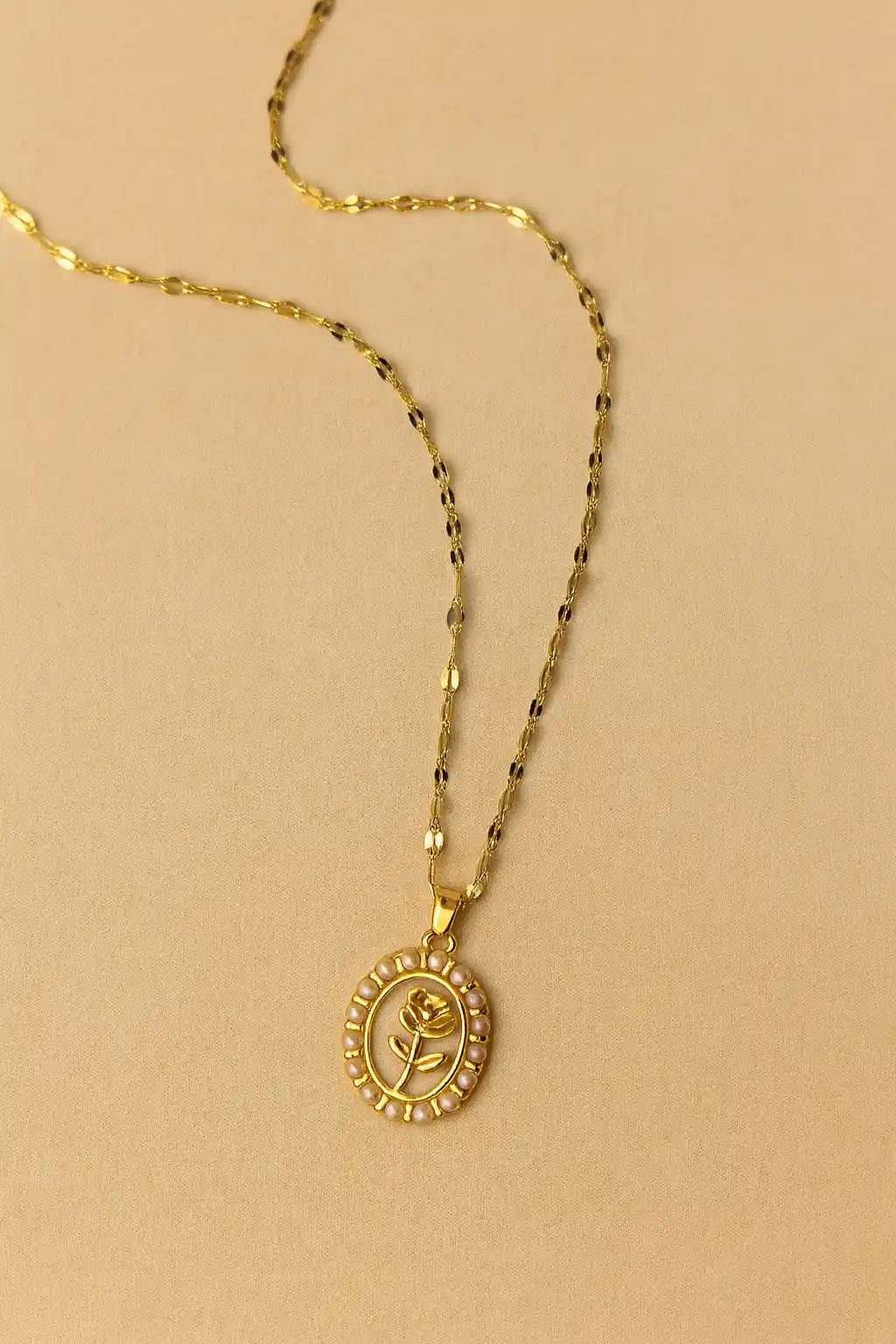 Rosalune Pendant Necklace